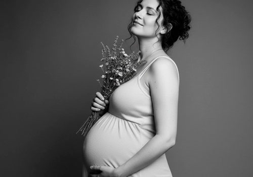 Авторская студийная фотосессия для беременных в Москве