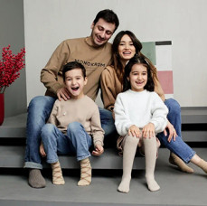 Семейная фотосессия в студии в Москве