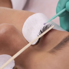 Ламинирование ресниц и бровей + Botox в Москве