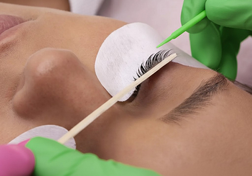 Наращивание ресниц в Москве