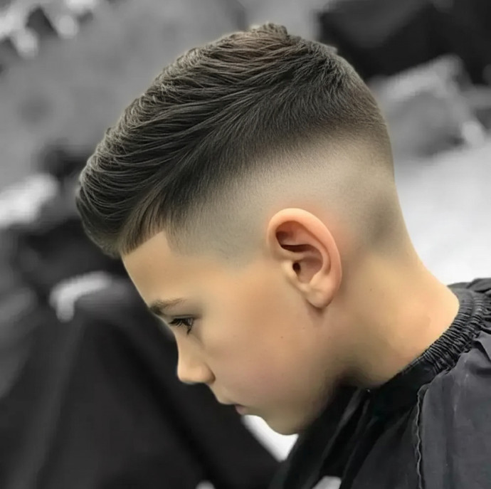 Детская стрижка в барбершопе Аляска в Москве