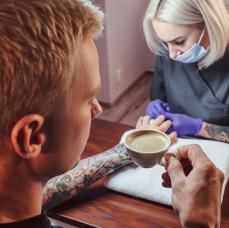 Мужской маникюр в Москве