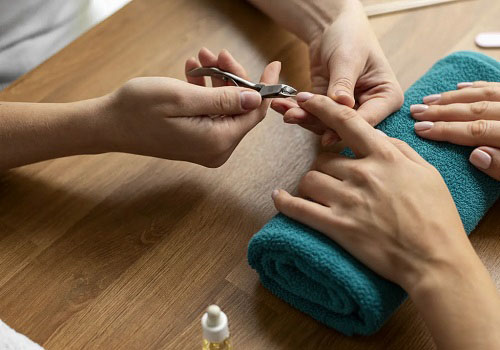 Маникюр без покрытия в Москве