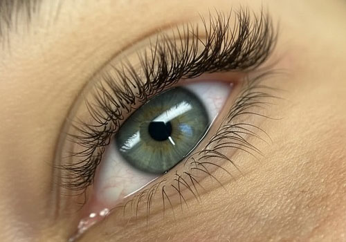 Наращивание ресниц в Москве