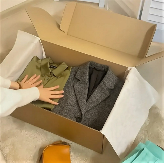 Подбор одежды от стилиста c доставкой на дом в Москве