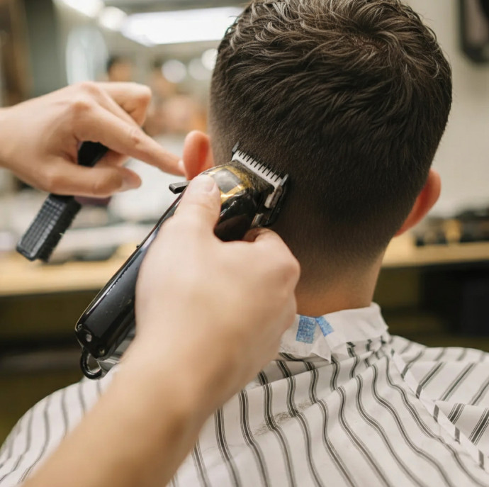 Стрижка для мужчин в Москве