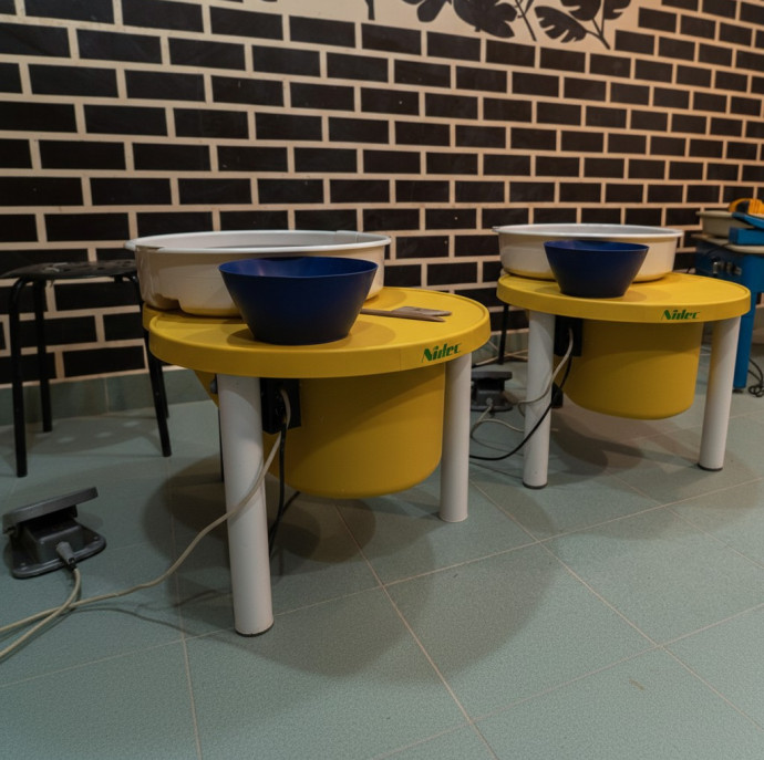 Свидание в гончарной мастерской в Москве