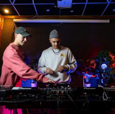 Мастер-класс по диджеингу в Москве