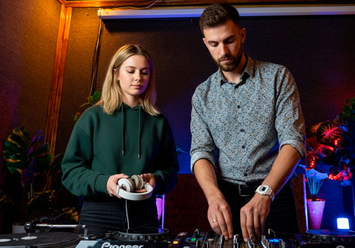 Мастер-класс по диджеингу в Москве