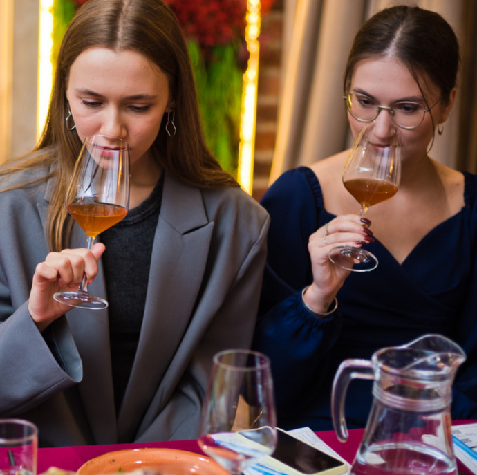 Дегустации вин Вкусотеррия в Москве