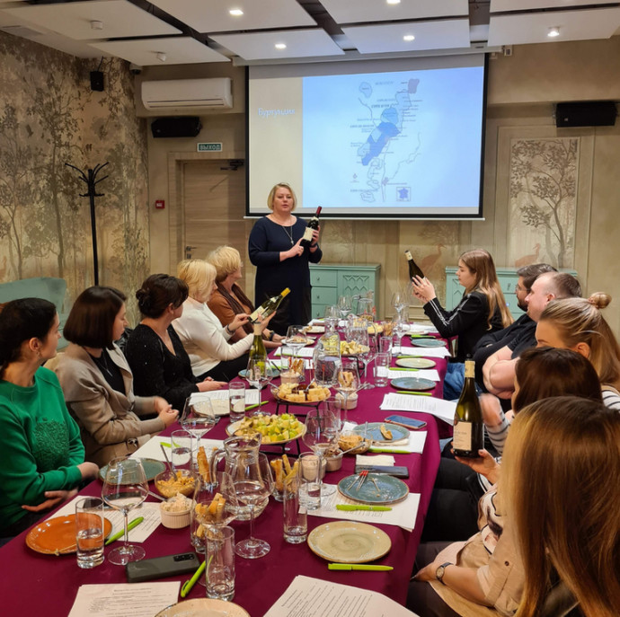 Дегустации вин Вкусотеррия в Москве