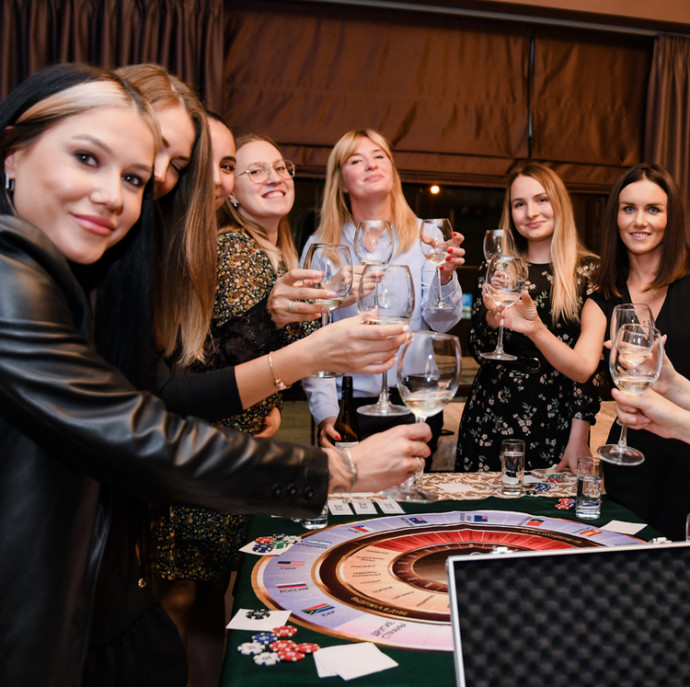 Дегустации вин Вкусотеррия в Москве