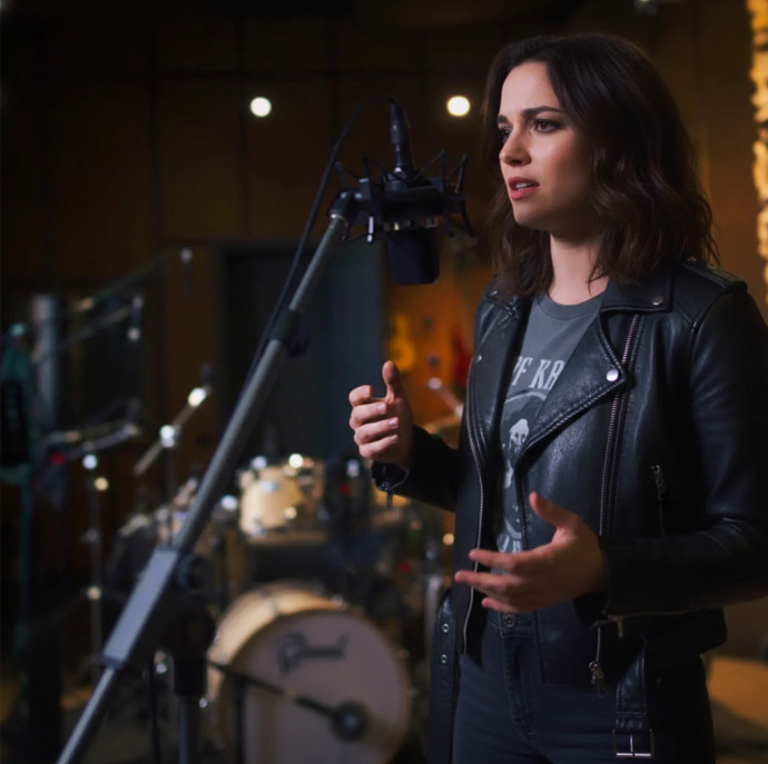 Запись песни в профессиональной студии в Москве