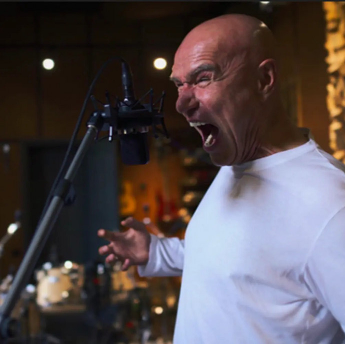 Запись песни в профессиональной студии в Москве