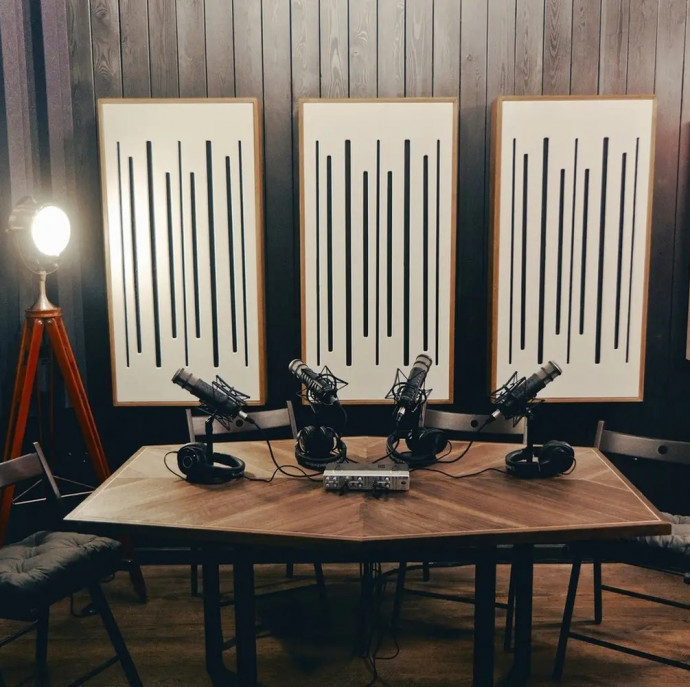 Запись песни в профессиональной студии в Москве