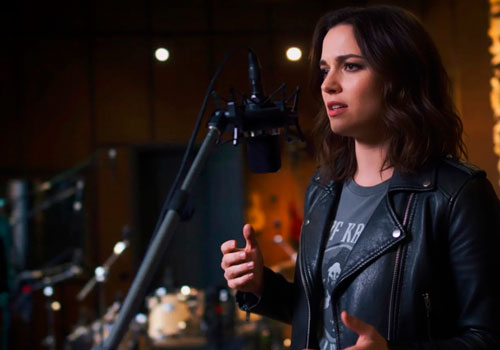 Запись песни в профессиональной студии в Москве