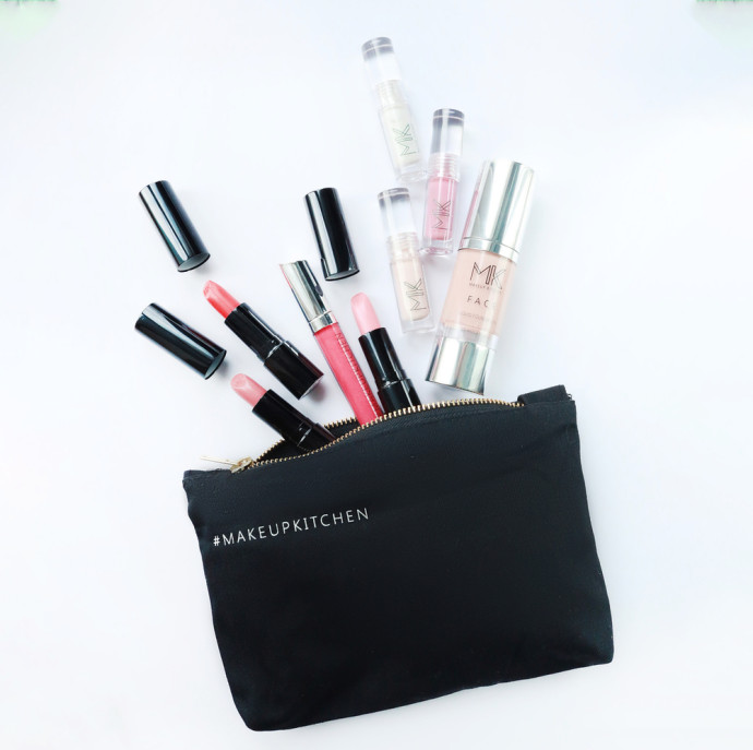 Изготовление косметики в лаборатории Makeup Kitchen в Москве