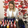 Изготовление косметики в лаборатории Makeup Kitchen в Москве