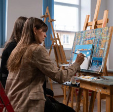 Рисование картины на холсте в Москве