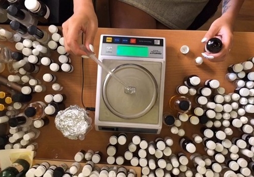 Мастер-класс Ольфакториум Создай свой первый парфюм в Москве