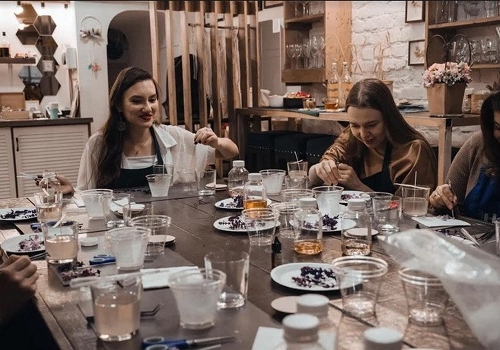 Мастер-класс по созданию свечей в Москве