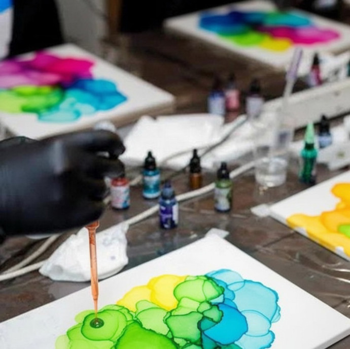 Мастер-класс картина алкогольными чернилами в Москве