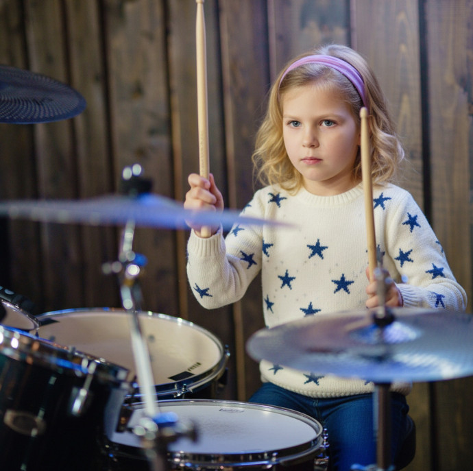 Индивидуальное занятие по игре на музыкальных инструментах в Москве