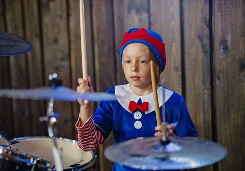 Индивидуальное занятие по игре на музыкальных инструментах в Москве