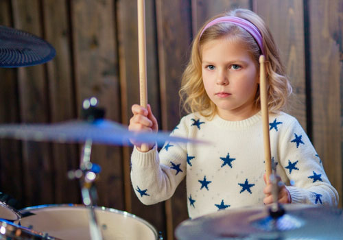 Индивидуальное занятие по игре на музыкальных инструментах в Москве