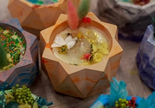 Мастер-класс по созданию соевых аромасвечей в гипсовых кашпо в Москве