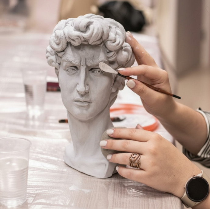 Мастер-класс по росписи гипсовых кашпо в Москве