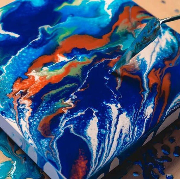 Мастер-класс по флюид арту в Москве