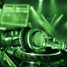 Создание электронной музыки в Москве