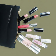 Персональный мастер-класс Создай свою косметичку в Москве