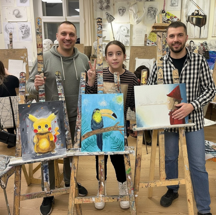 Семейный мастер-класс по росписи одежды в Москве