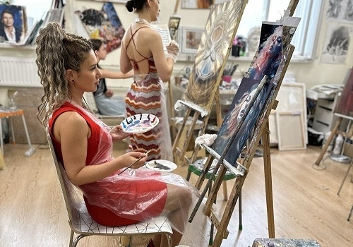 Мастер-класс по рисованию на выбор из 5 техник в Москве