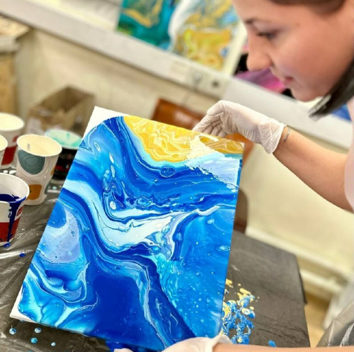 Мастер-класс по Флюид-Арт (Fluid Art) в Москве