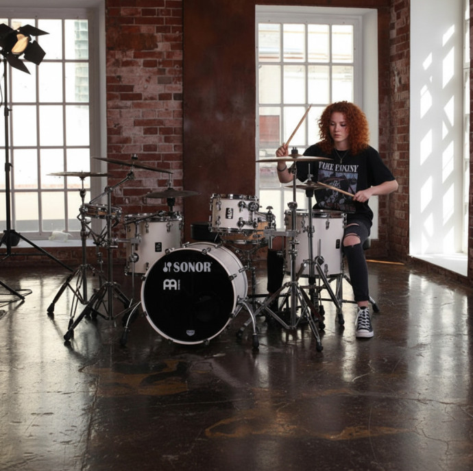 Курс игры на барабанах в Москве