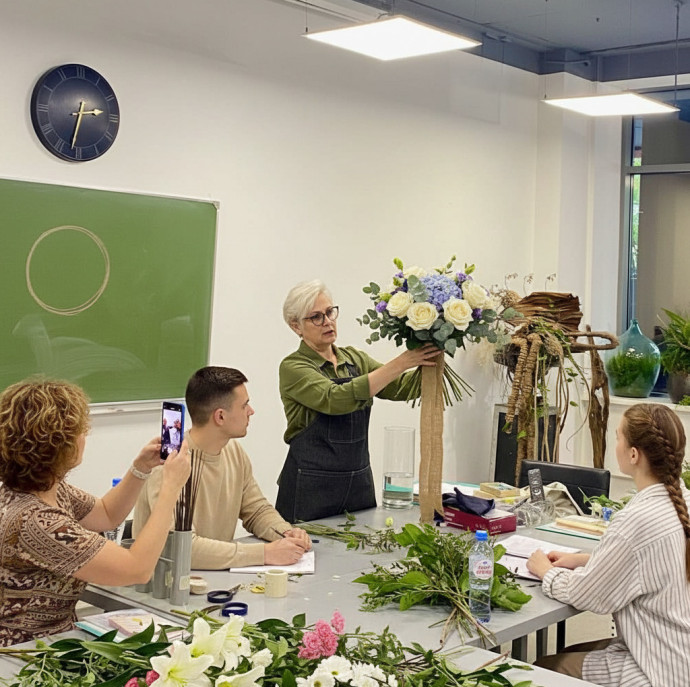 Обучающий курс Основы Европейской цветочной аранжировке в Москве