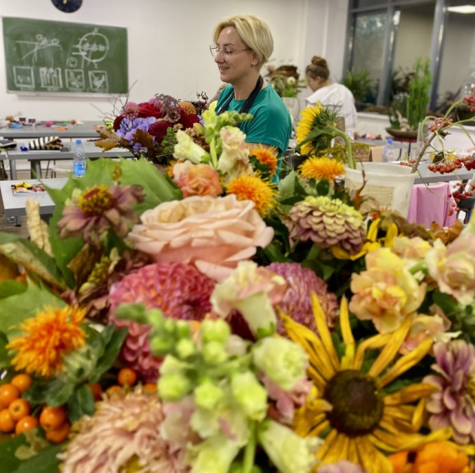 Обучающий курс Основы Европейской цветочной аранжировке в Москве