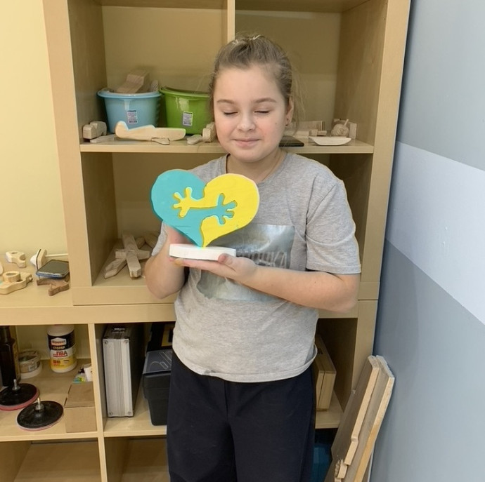 Занятие в столярной мастерской для детей в Москве