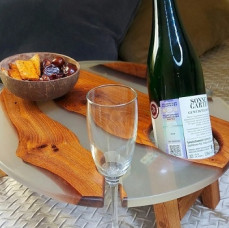 Мастер-класс Винный столик из дерева с эпоксидной смолой в Москве