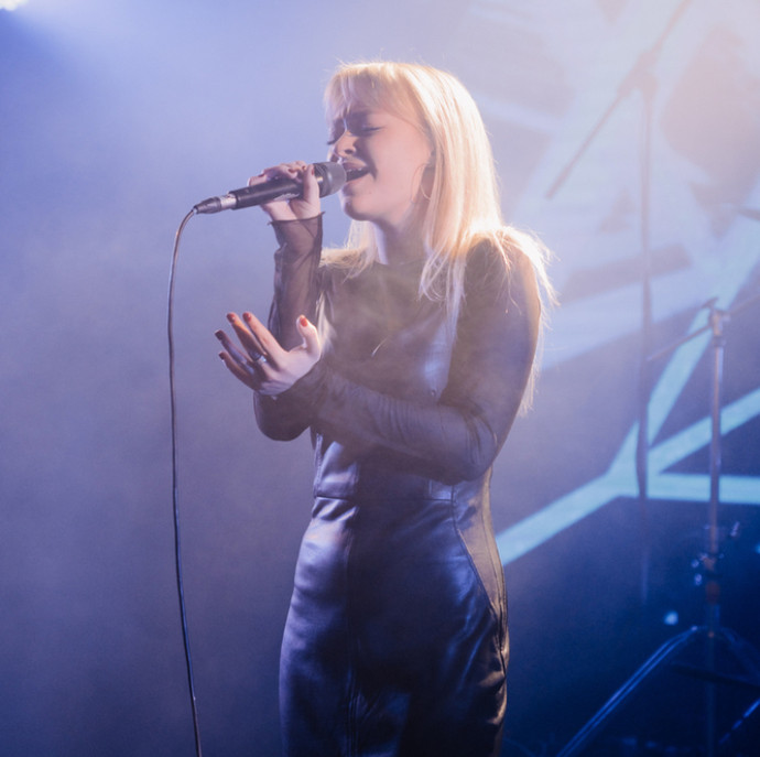 Занятия по вокалу онлайн в Москве