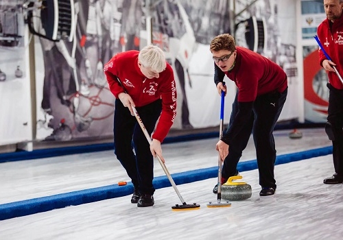 Индивидуальная тренировка в кёрлинг в Москве