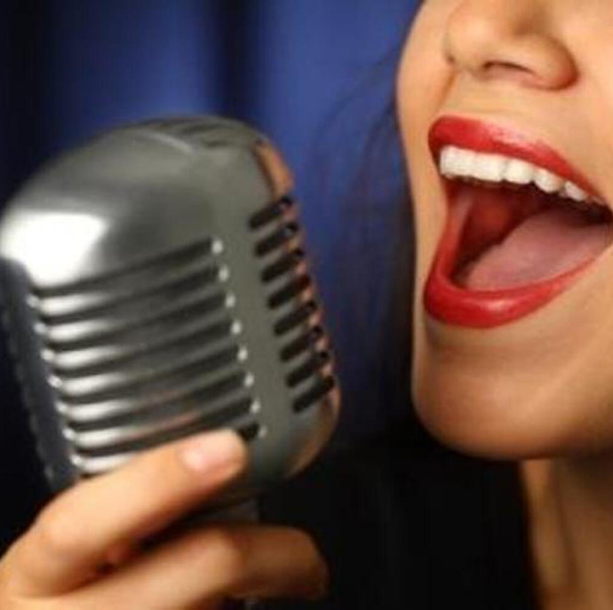 Занятие вокалом для взрослых в Москве