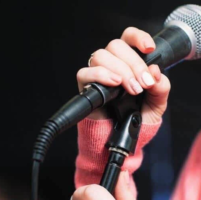 Занятие вокалом для взрослых в Москве