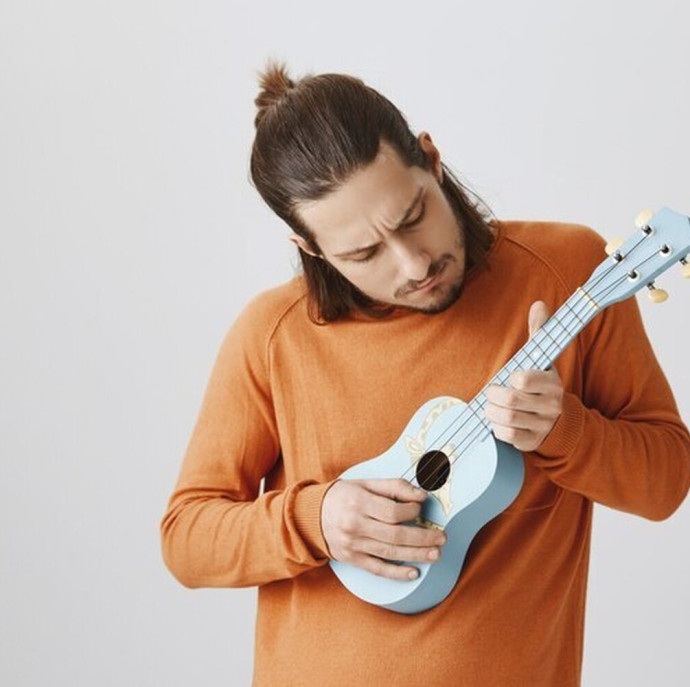 Индивидуальные занятия по игре на укулеле для взрослых в Москве