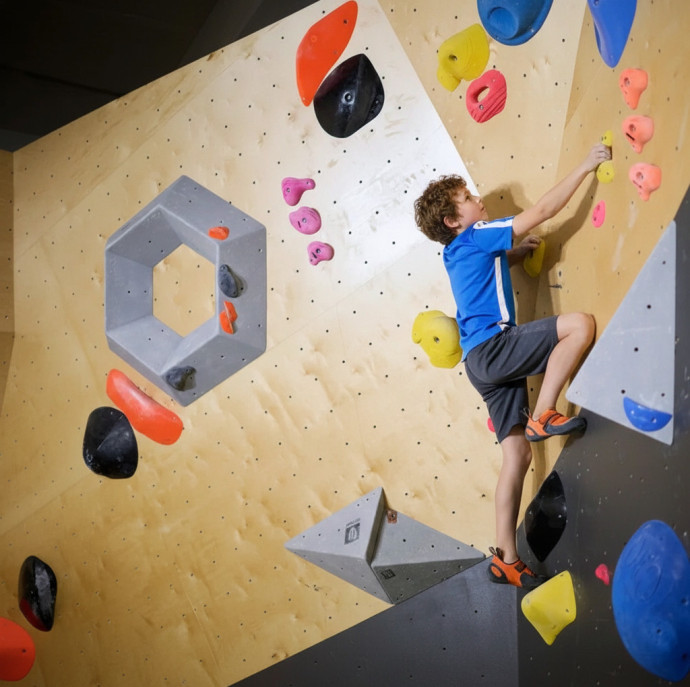 Вводное занятие по скалолазанию для детей и взрослых в Москве