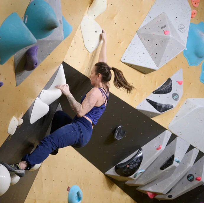 Вводное занятие по скалолазанию для детей и взрослых в Москве