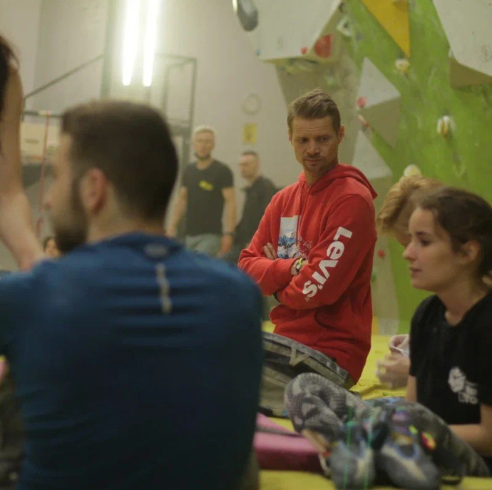 Вводное занятие по скалолазанию для детей и взрослых в Москве